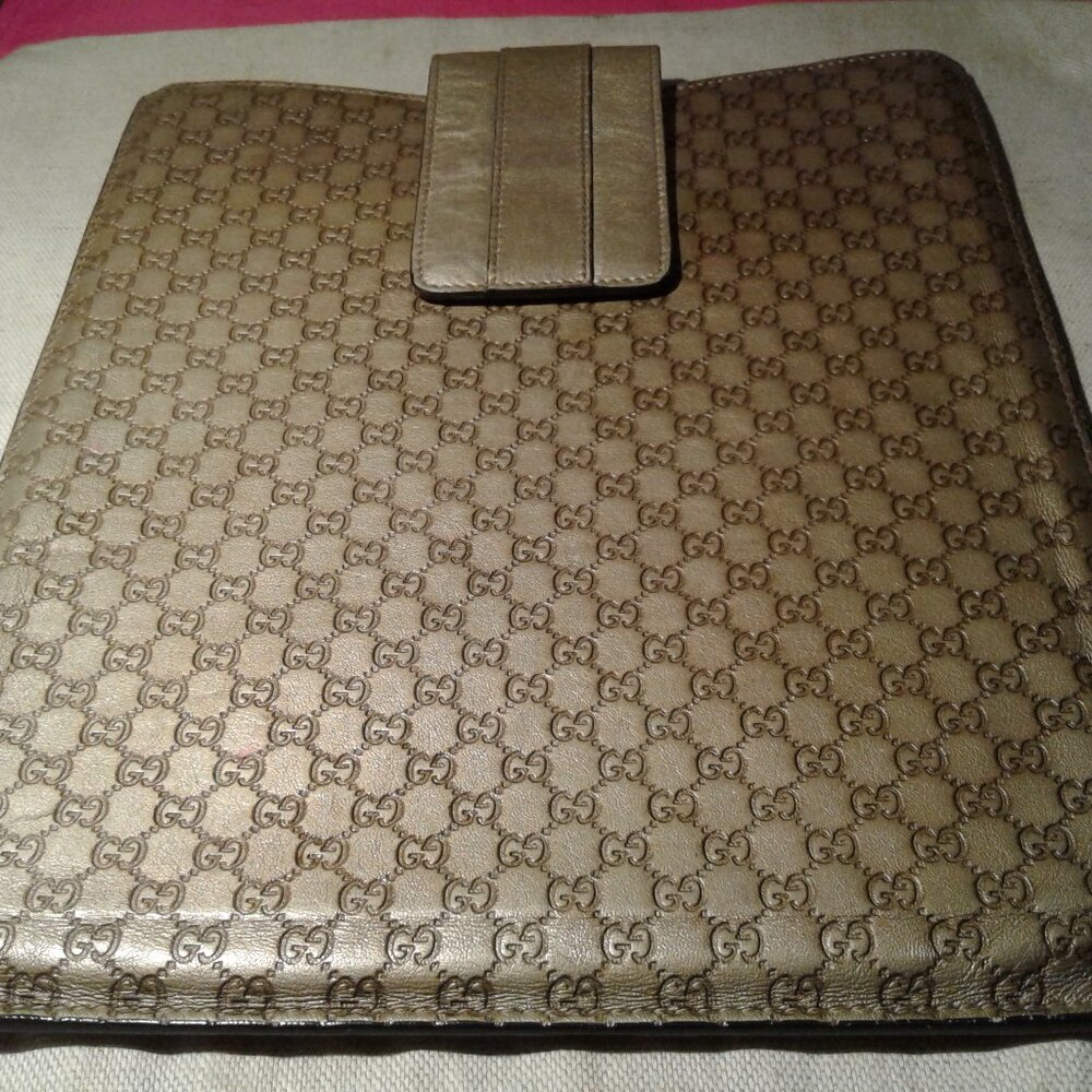 Vintage! Gucci Guccissima "GG" Monogram Brown Patent Leather IPAD Sleeve